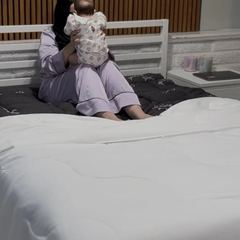 Foto de un cliente con el topper